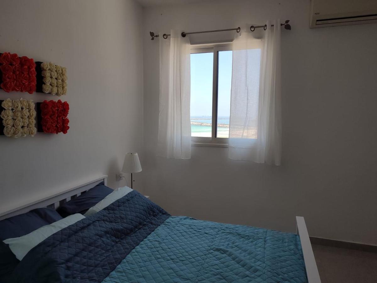 Lovely Three-Room Apartment Above The Promenade 아슈도드 외부 사진