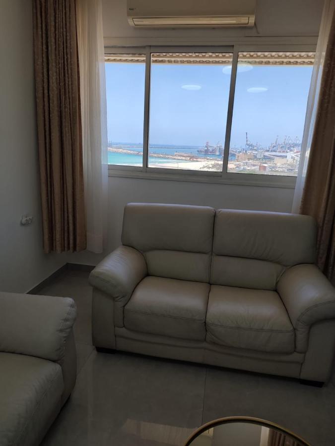 Lovely Three-Room Apartment Above The Promenade 아슈도드 외부 사진