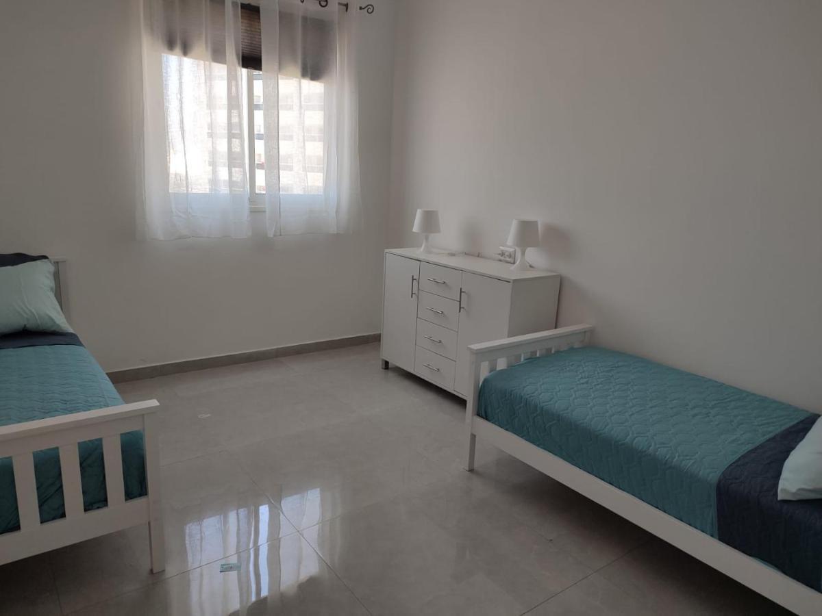Lovely Three-Room Apartment Above The Promenade 아슈도드 외부 사진